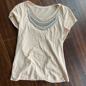 Ann Taylor Sz M Vintage Style Tee with beading